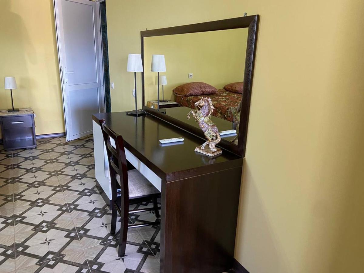Park-Hotel Abkhazia Tsandrypsh Εξωτερικό φωτογραφία