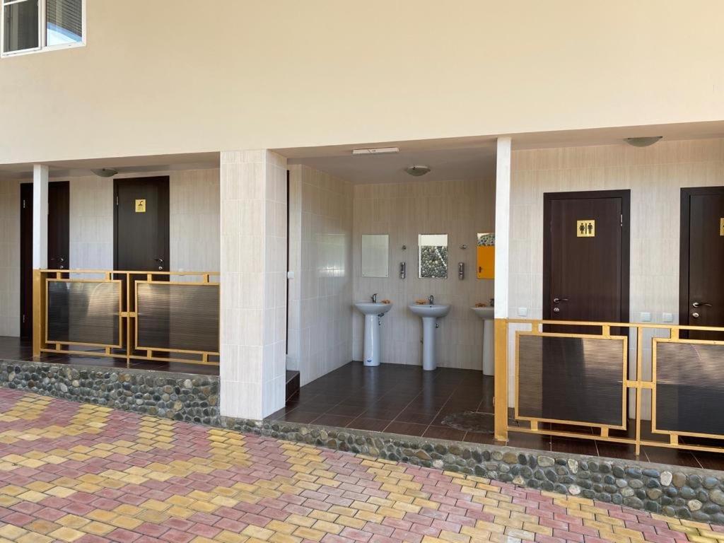 Park-Hotel Abkhazia Tsandrypsh Εξωτερικό φωτογραφία